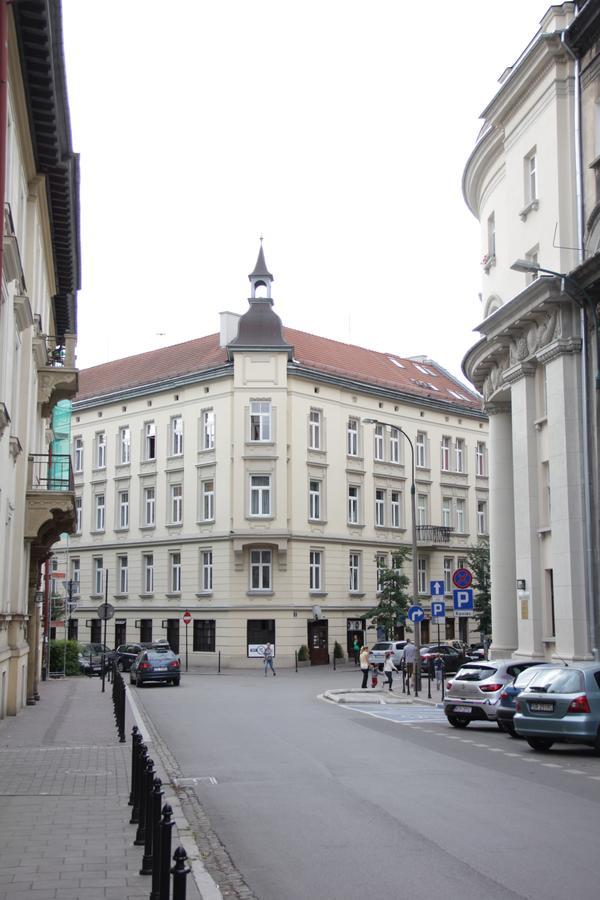 Bonjour Apart Old Town Apartament *
