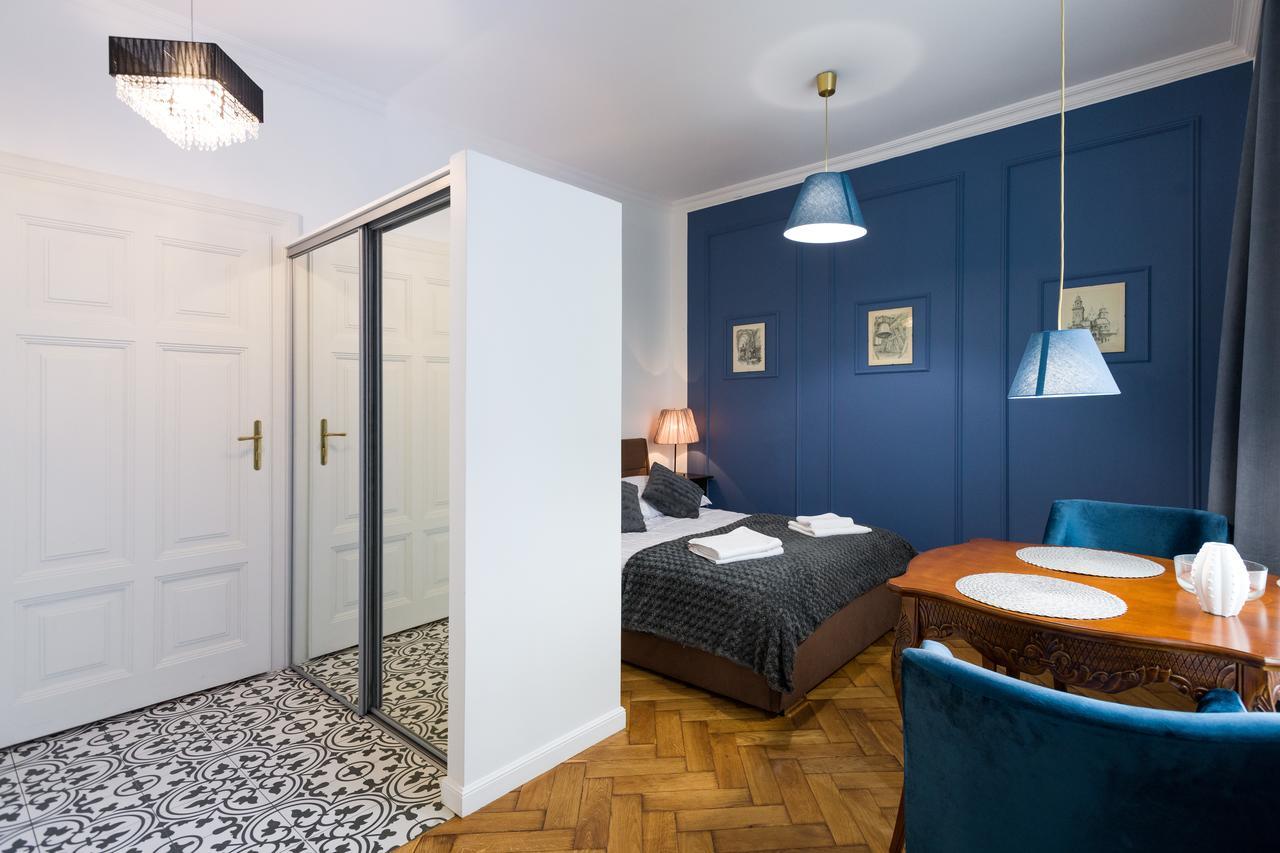 Bonjour Apart Old Town Apartment
