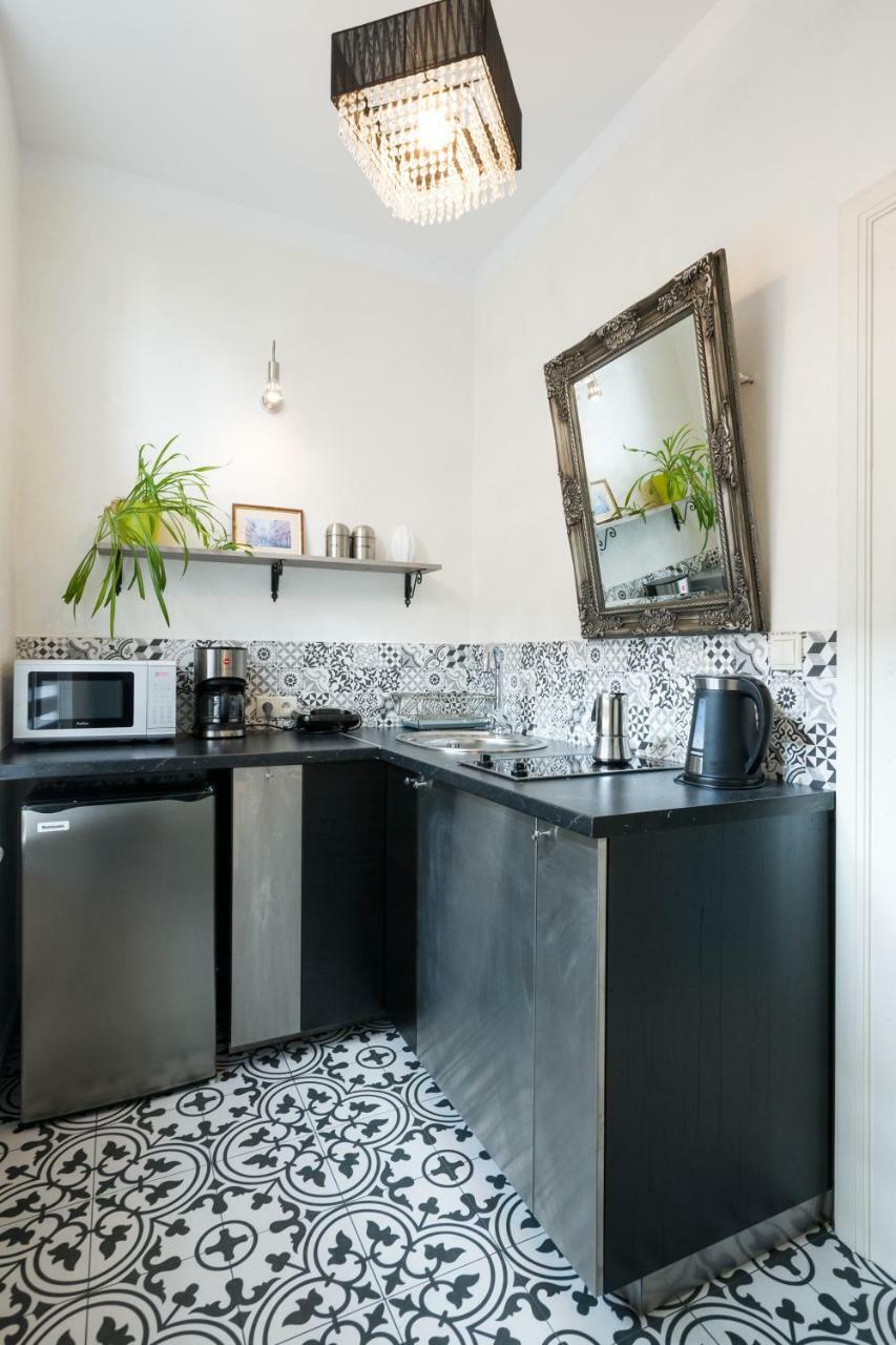 Bonjour Apart Old Town Apartment *